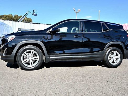 Used 2018 GMC Terrain SLE image 4