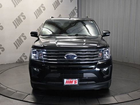 Used 2021 Ford Expedition XLT RWD image 2