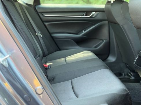 Used 2022 Honda Accord LX image 16