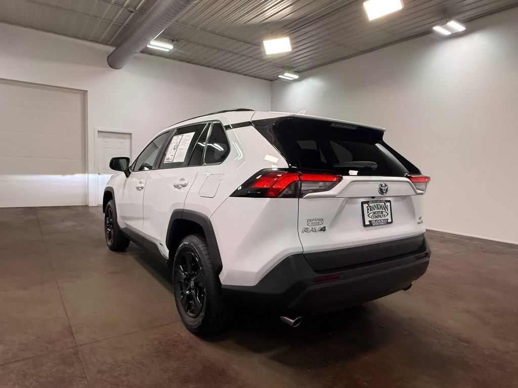 Used 2023 Toyota RAV4 LE AWD/4WD image 35