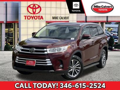 Used 2017 Toyota Highlander XLE