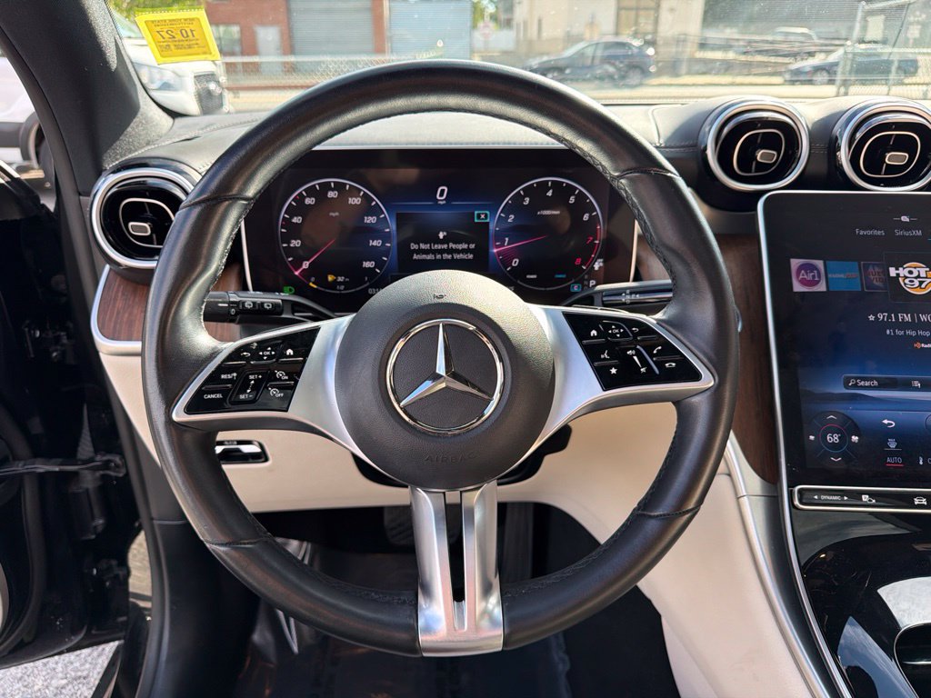 Used 2023 Mercedes-Benz GLC 300 4MATIC image 30