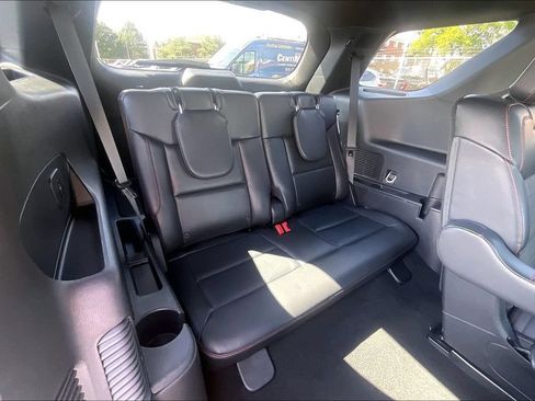 Used 2025 Ford Explorer ST-Line w/ Premium Package AWD/4WD image 27