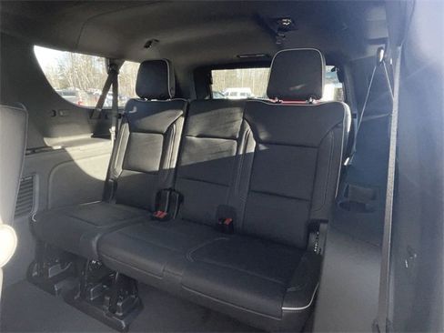 New 2026 GMC Yukon XL Elevation image 25