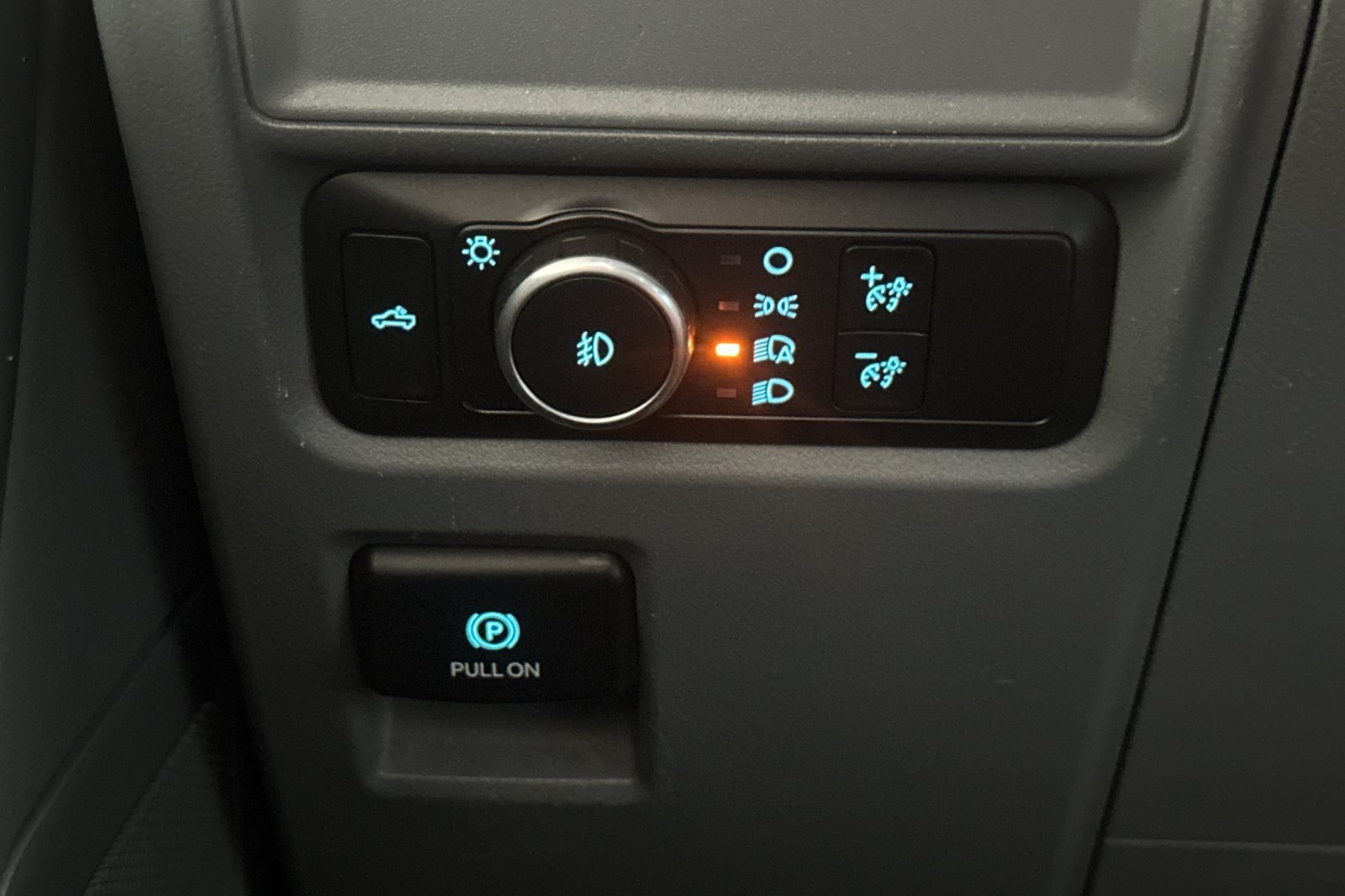 Used 2021 Ford F150 4x4 SuperCrew image 28