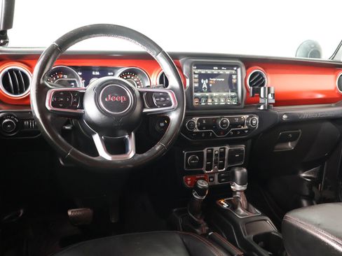 Used 2018 Jeep Wrangler Unlimited Rubicon w/ Dual Top Group AWD/4WD image 2