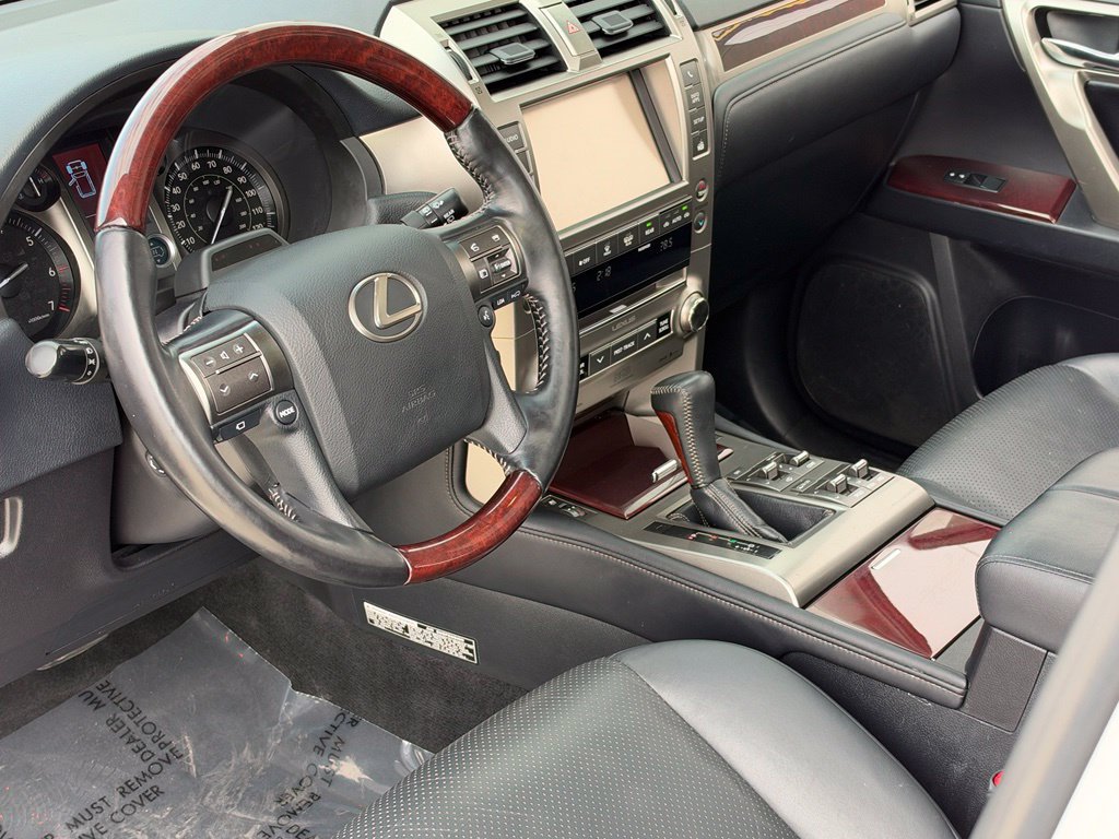 Used 2016 Lexus GX 460 Luxury AWD/4WD image 15