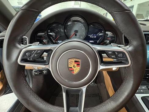 Used 2017 Porsche 911 Targa 4S AWD/4WD image 20