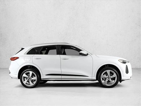 New 2025 Audi Q5 Premium Plus image 4