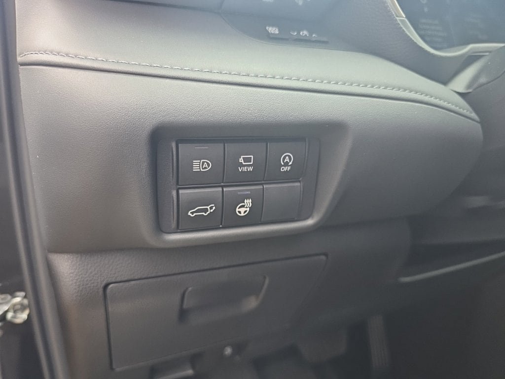 Used 2026 Toyota Highlander Platinum AWD/4WD image 18