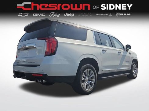 Used 2023 GMC Yukon XL Denali w/ Advanced Technology Package AWD/4WD image 13