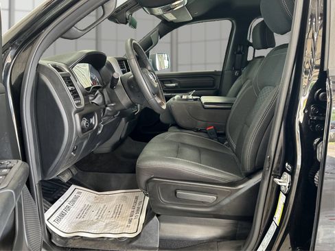 Used 2025 RAM 1500 Tradesman w/ Night Edition AWD/4WD image 9