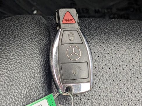 Used 2014 Mercedes-Benz GLK 350 2WD image 11