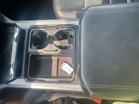 Used 2023 Ford F250 Lariat w/ Lariat Ultimate Package AWD/4WD image 23