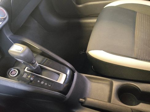 Used 2020 Nissan Versa SV FWD image 26
