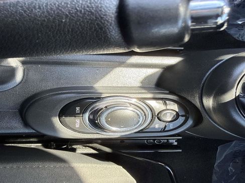 Certified 2023 MINI Cooper S FWD image 25