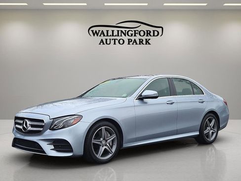 Used 2017 Mercedes-Benz E 300 4MATIC image 1