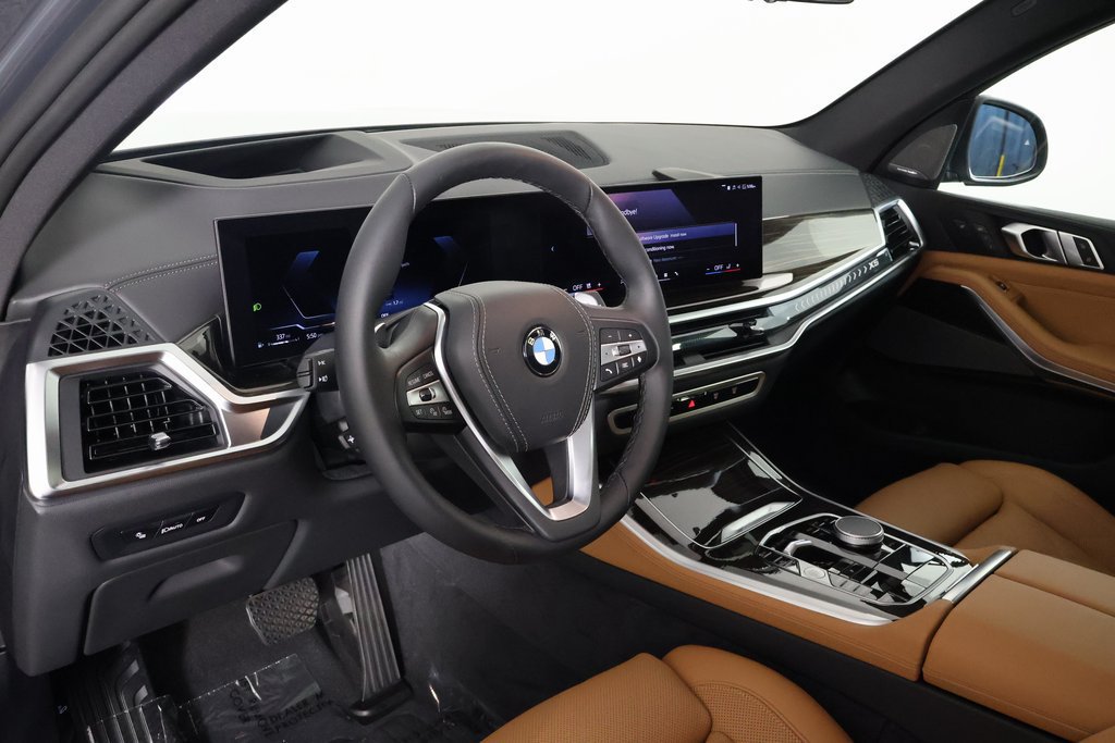Certified 2026 BMW X5 sDrive40i w/ Climate Comfort Package RWD image 7