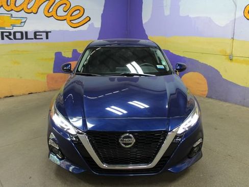 Used 2020 Nissan Altima 2.5 SV AWD/4WD image 3