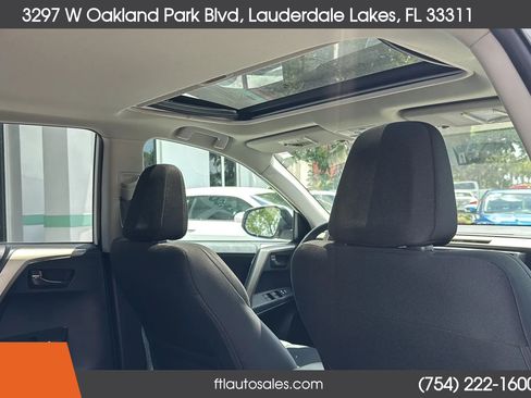 Used 2013 Toyota RAV4 XLE FWD image 34