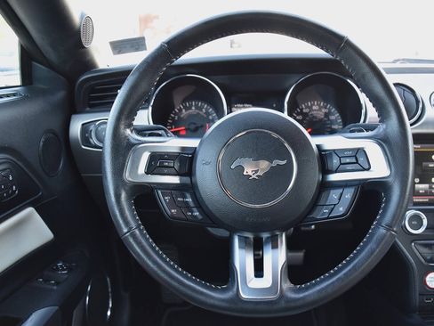 Used 2015 Ford Mustang 50 Years RWD image 21