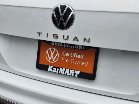 Certified 2022 Volkswagen Tiguan SE AWD/4WD image 16