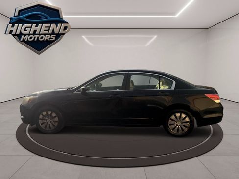Used 2009 Honda Accord LX image 3