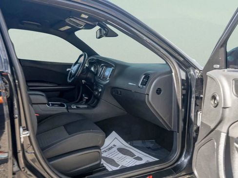 Used 2019 Dodge Charger GT image 33