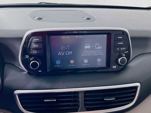 Used 2020 Hyundai Tucson Value w/ Winter Weather Package image 14