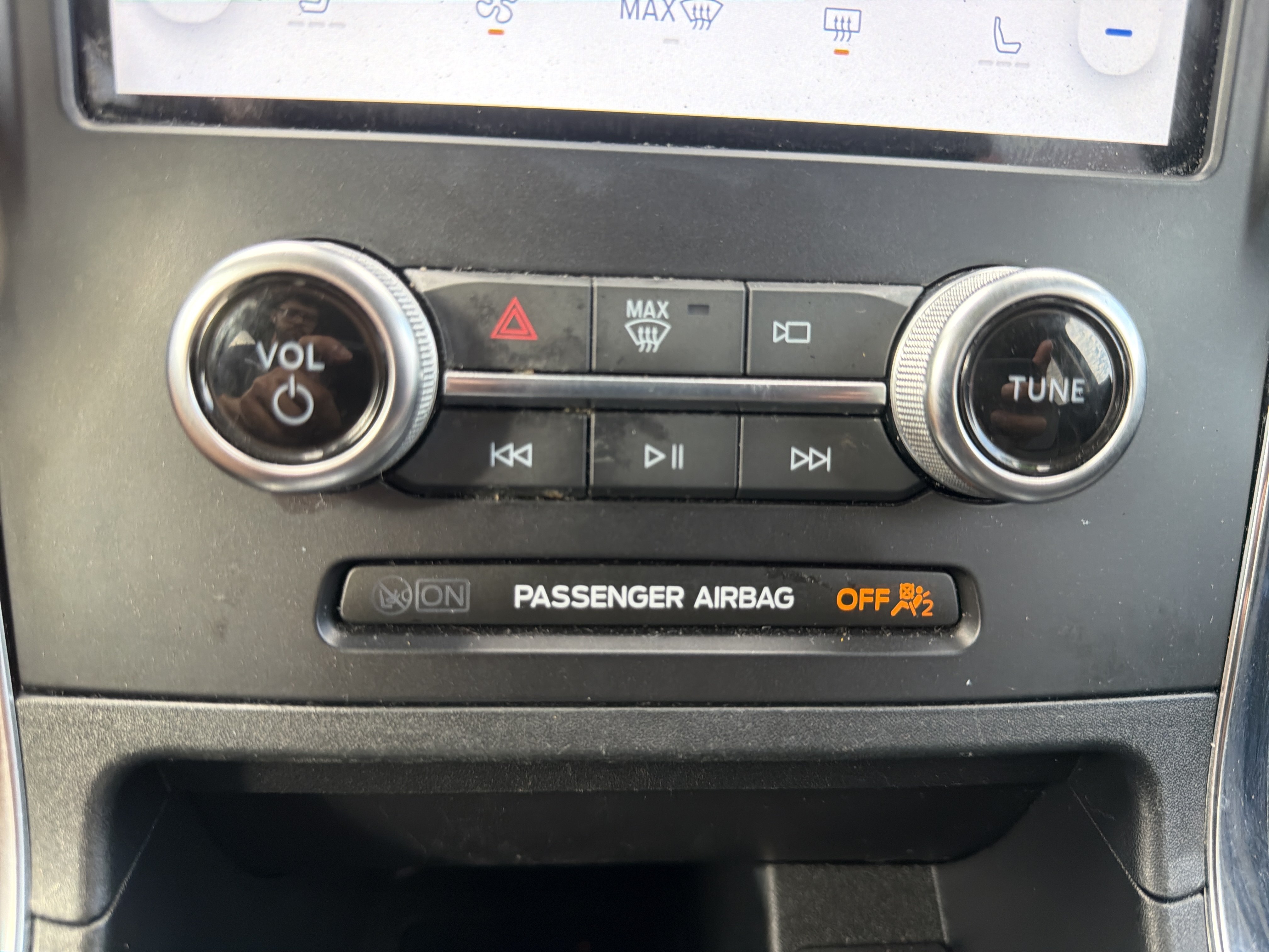 Used 2024 Ford Edge Titanium AWD/4WD image 29