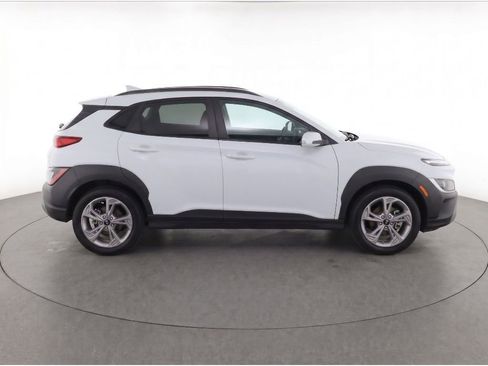 Used 2023 Hyundai Kona SEL w/ Convenience Package FWD image 8
