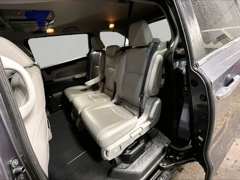 Used 2018 Honda Odyssey EX-L image 20