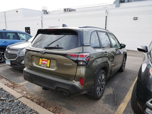 Used 2025 Subaru Forester Touring w/ Popular Package - Touring image 2