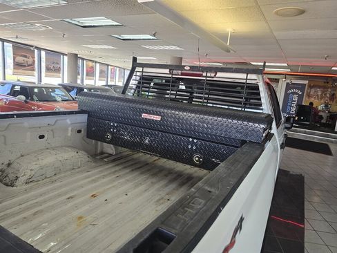 Used 2021 Chevrolet Silverado 2500 W/T w/ WT Convenience Package AWD/4WD image 29