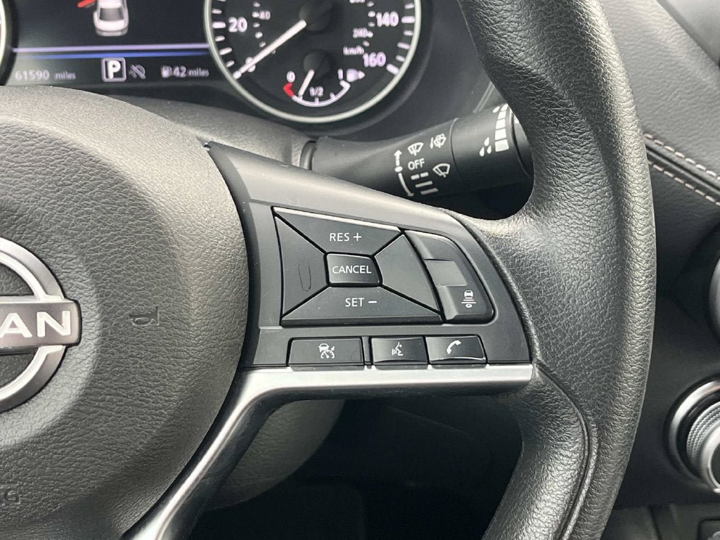 Used 2024 Nissan Sentra SV FWD image 17