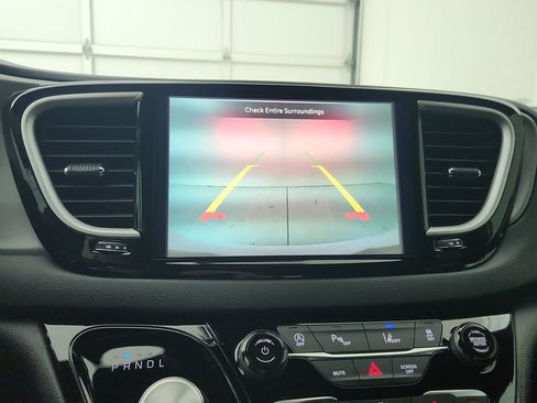 New 2027 Chrysler Pacifica LX FWD image 24