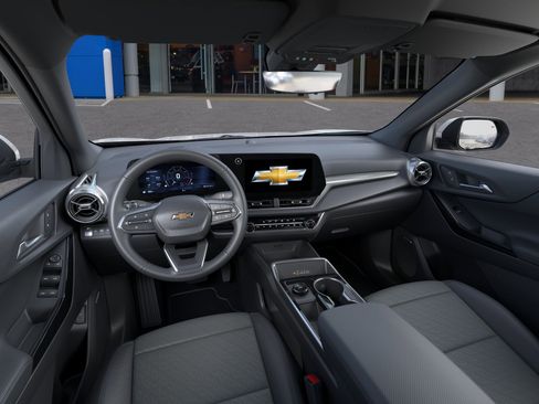 New 2026 Chevrolet Equinox LT w/ Convenience Package II AWD/4WD image 15