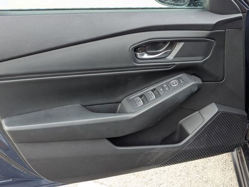 Used 2024 Honda Accord EX image 11