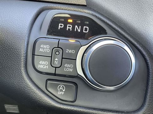 Certified 2025 RAM 1500 Big Horn AWD/4WD image 11