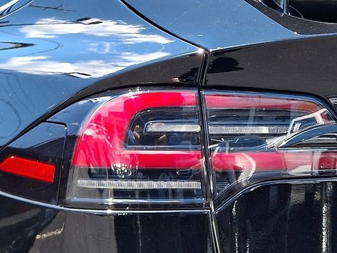 Used 2024 Tesla Model X AWD/4WD image 28