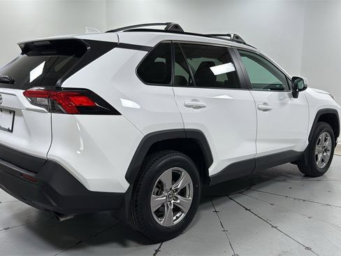 Used 2022 Toyota RAV4 XLE image 5