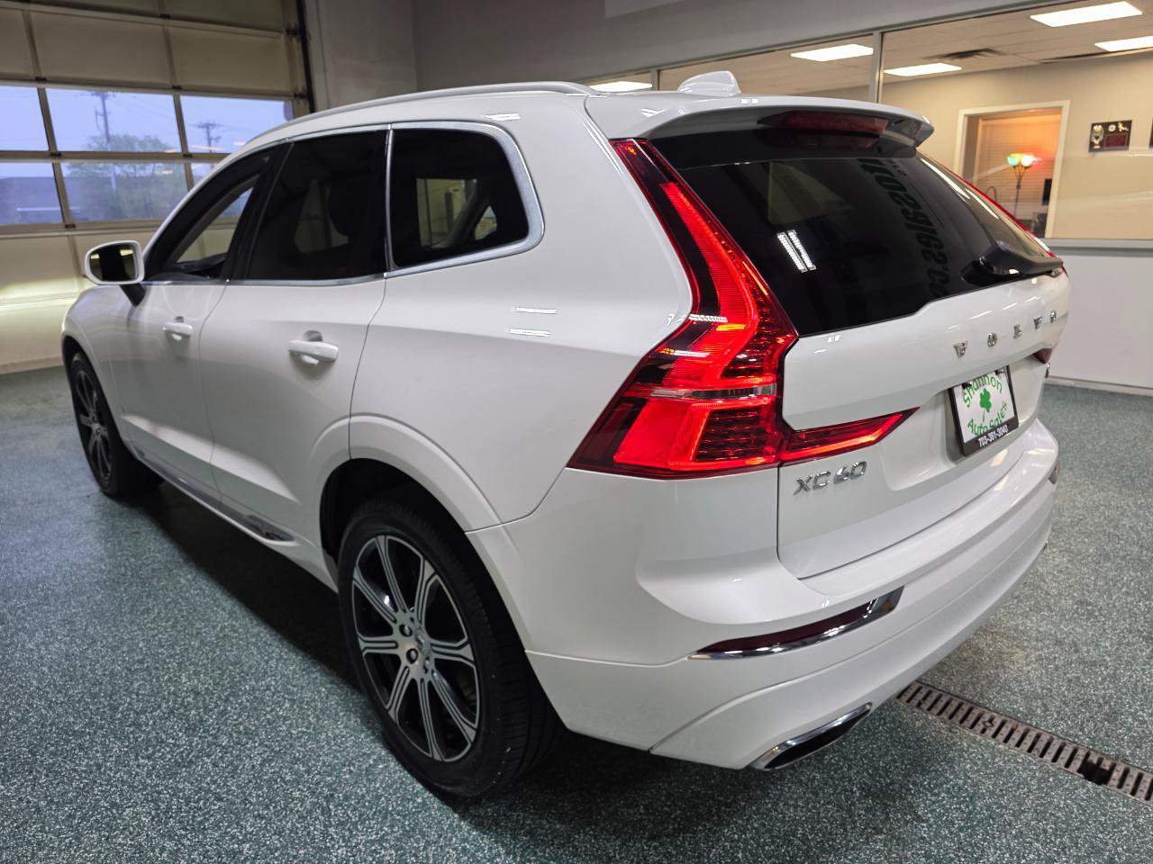 Used 2018 Volvo XC60 T6 Inscription AWD/4WD image 9