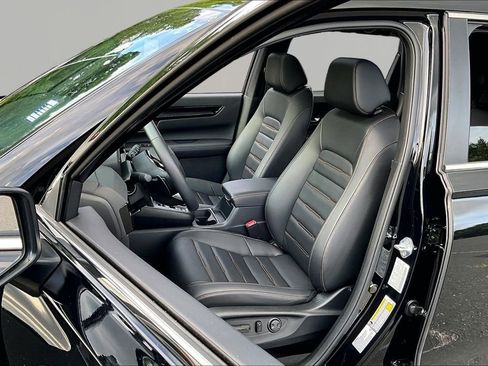 Used 2024 Honda CR-V Sport Touring image 17