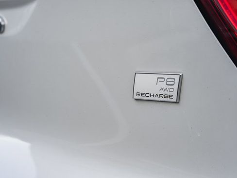 Used 2021 Volvo XC40 P8 Recharge w/ Advanced Package image 7