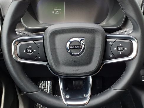 Certified 2023 Volvo XC40 Recharge Ultimate w/ Protection Package Premier AWD/4WD image 13