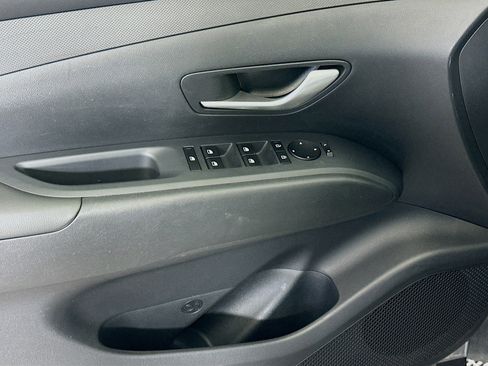 Used 2025 Hyundai Tucson SEL FWD image 15