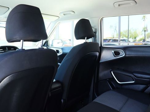 Used 2023 Kia Soul LX w/ Option Group 015 image 31