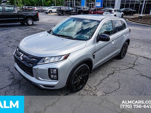 Used 2025 Mitsubishi Outlander Sport AWD image 19