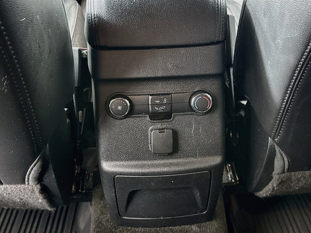 Used 2017 Ford Explorer XLT w/ Equipment Group 202A FWD image 27