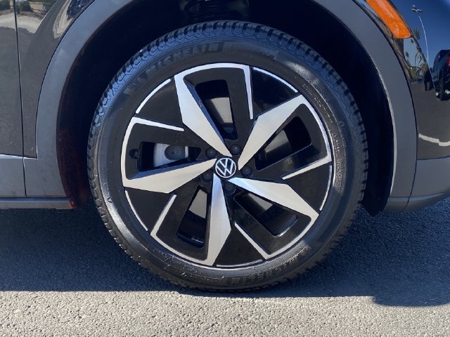 Used 2023 Volkswagen ID.4 Pro S AWD/4WD image 8
